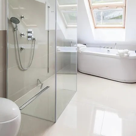 أجنحة جي أل