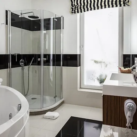 Gl Aparthotel 4*